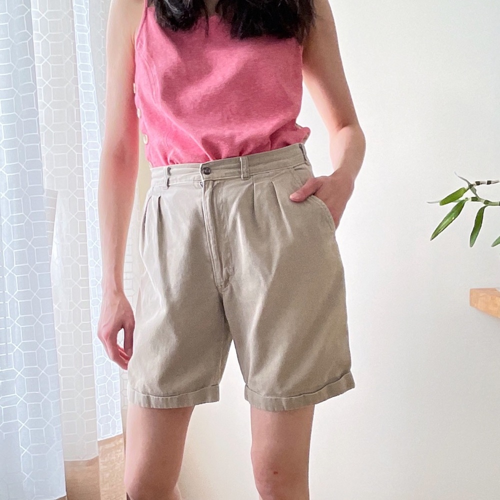 Khaki  cuffed front pleat shorts